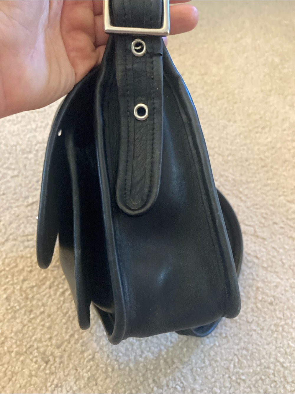 Vintage Coach 9061 Rambler Black Leather Shoulder Bag - Picture 6 of 16